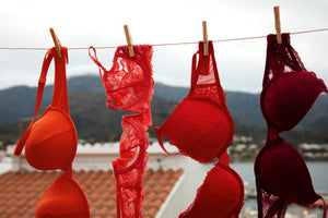 Do you have sensitive skin?  Here are the top fabrics that will help prevent skin irritation!